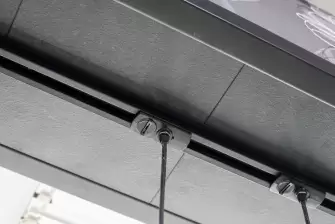 Отделка широкоформатным ламинатом балкона с утеплением